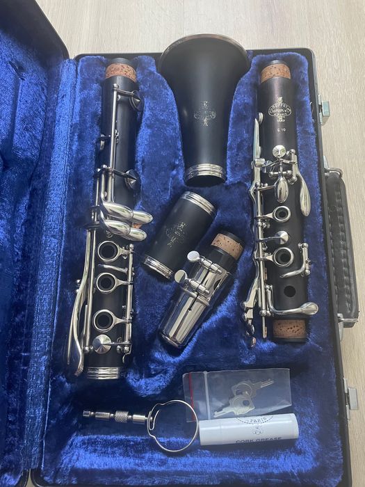 Clarinete Buffet Crampon E10