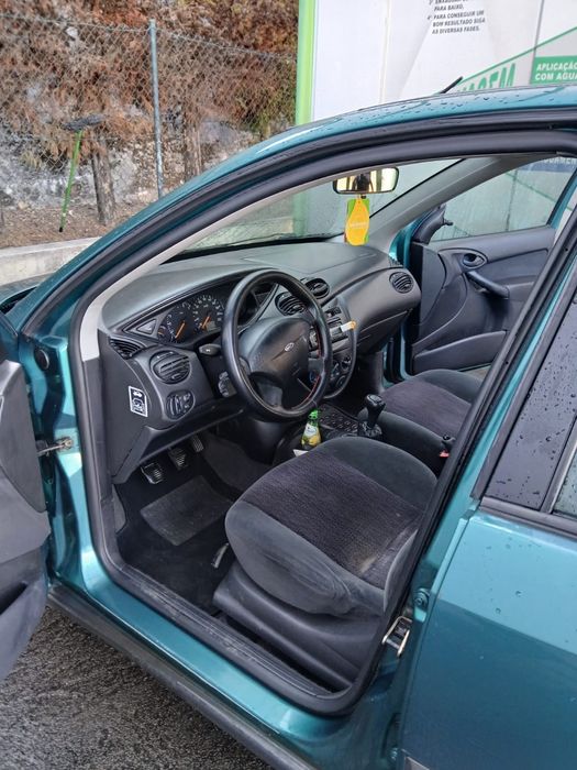 Ford focus 1.4 gasolina