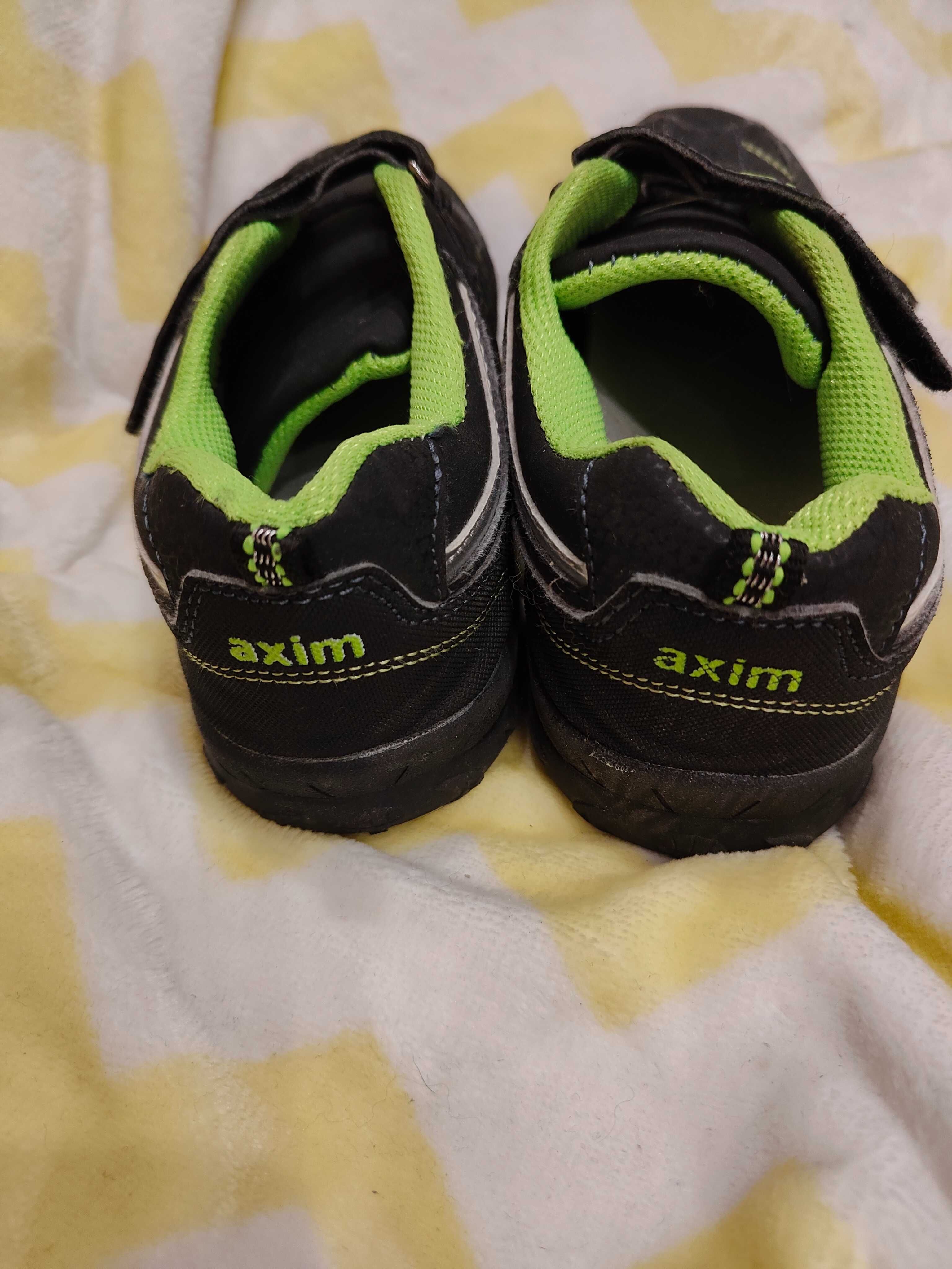 Buty chłopięce, sportowe, adidasy Axim r. 35