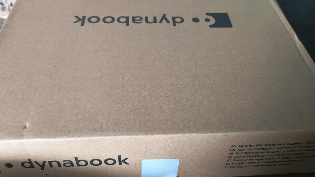 Sprzedam laptopa dynabook