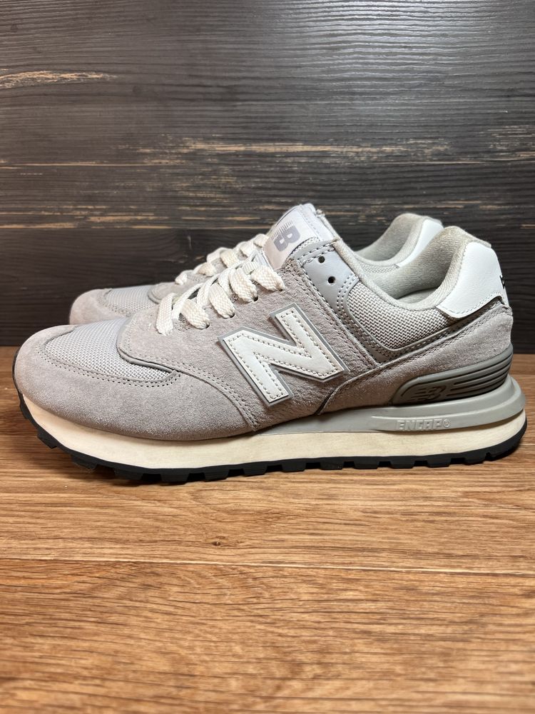 New Balance 574, як нові, розмір 40 (25 см)