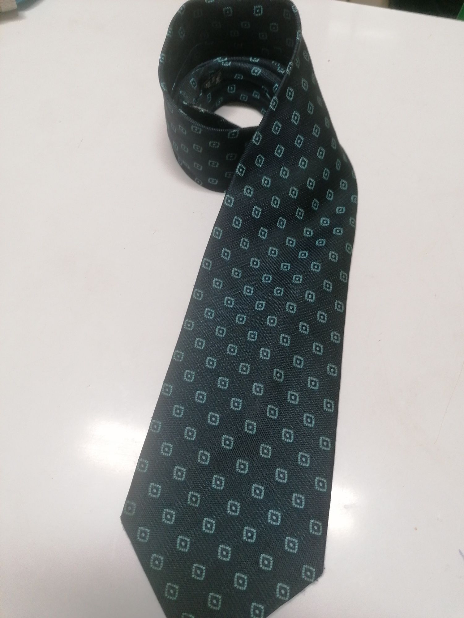 Gravatas, todas 10 €, cada de 3 a 4 € envio CTT