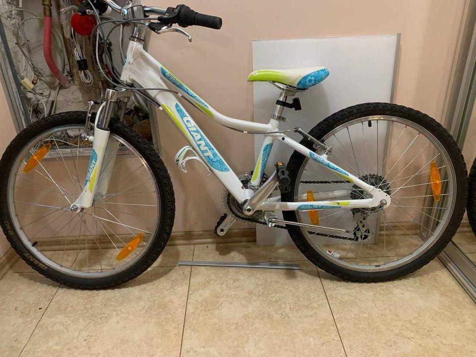 Велосипед Giant 24