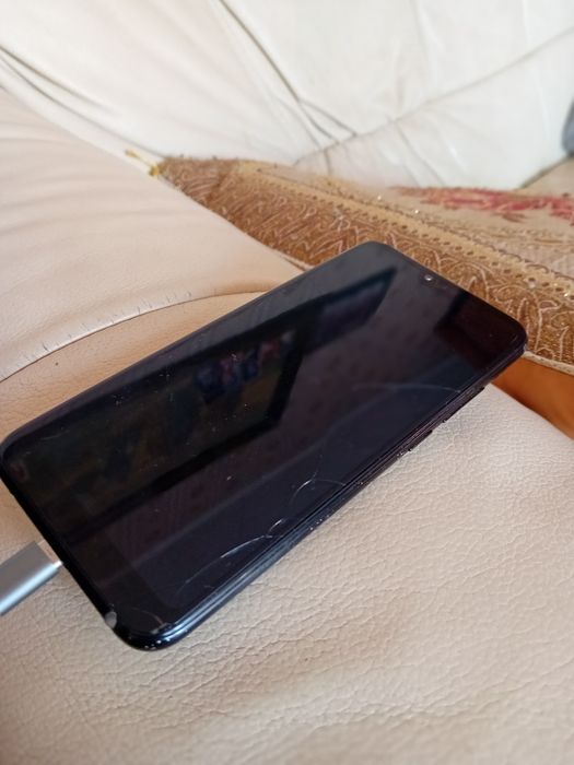 Telefon Honor 10 COL-L29 4GB RAM 64GB Pamięci