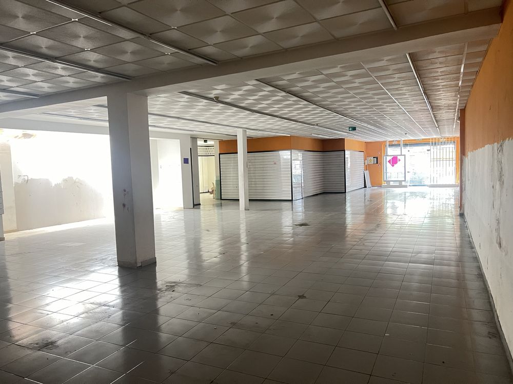 Alugo loja (Espaço Comercial)
