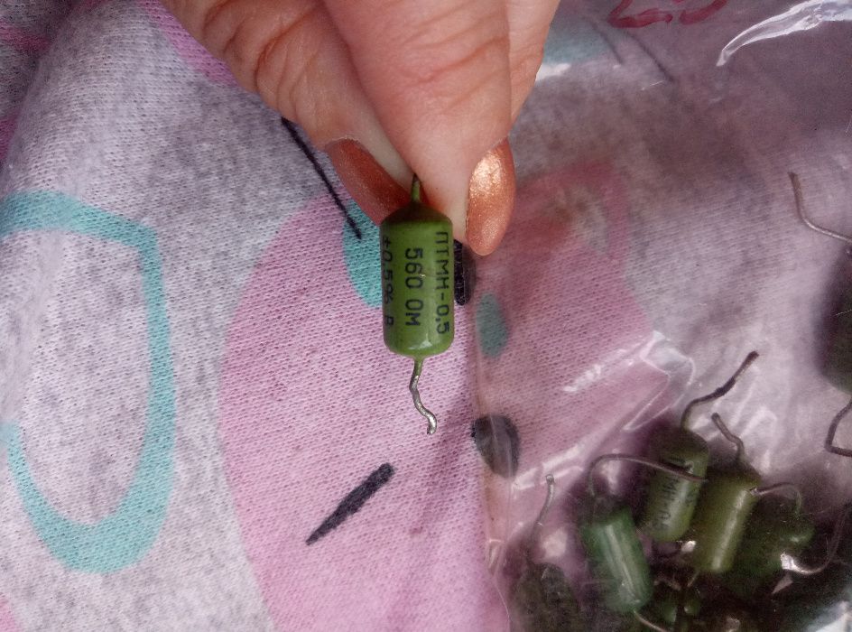 Резисторы зелёные