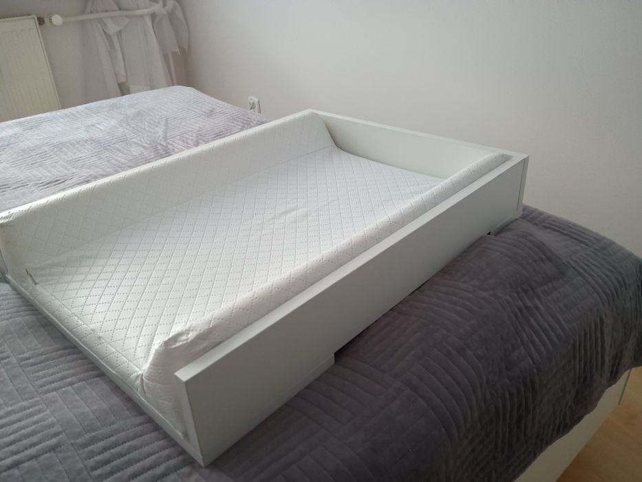 Przewijak. Nakładka na komodę