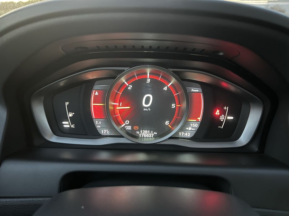 Volvo XC60 D4 2015 Nacional 176.000km