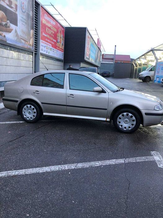 Продаю Skoda Octavia 2006 року випуску, Двигун 1.6 MPI