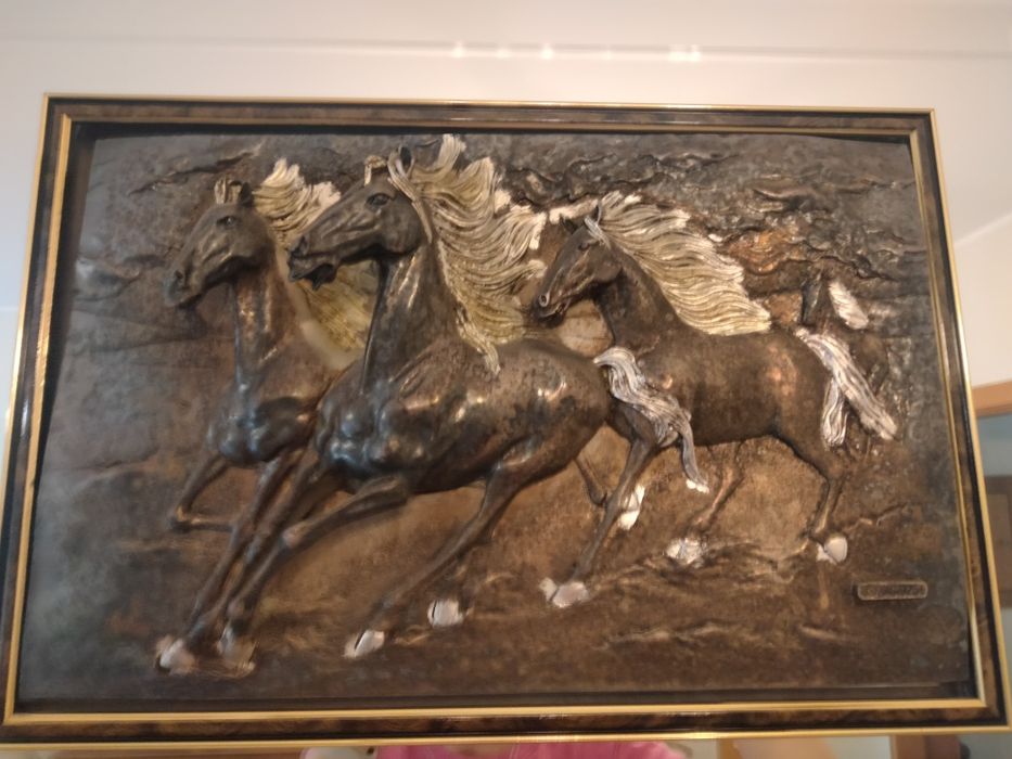 Quadro com espelho e cavalos