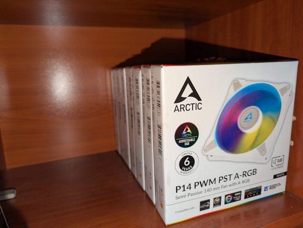 Кулер Arctic P14 PWM PST A-RGB White