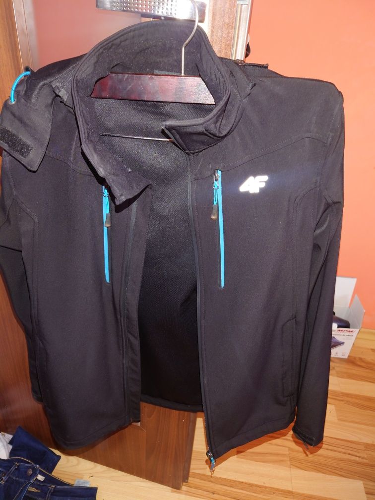 Kurtka Softshell 4f