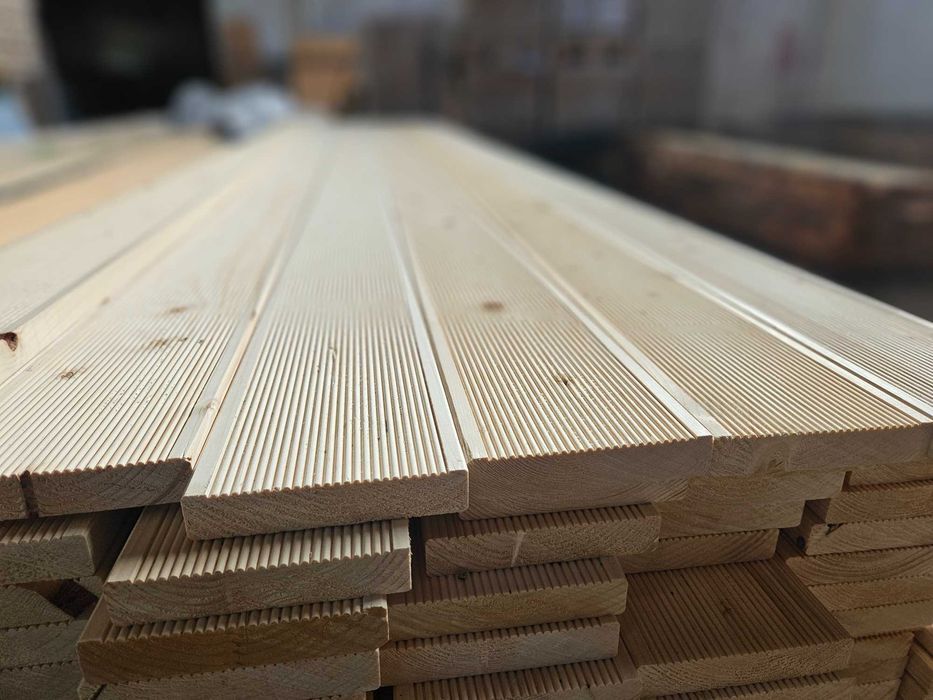 Deska tarasowa świerk skandynawski | 28x145mm AB | ryflowana gładka