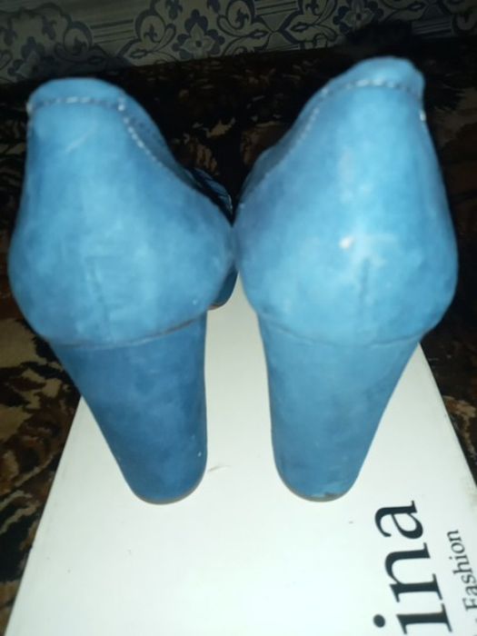 Замшеві туфлі Італія 39роз.