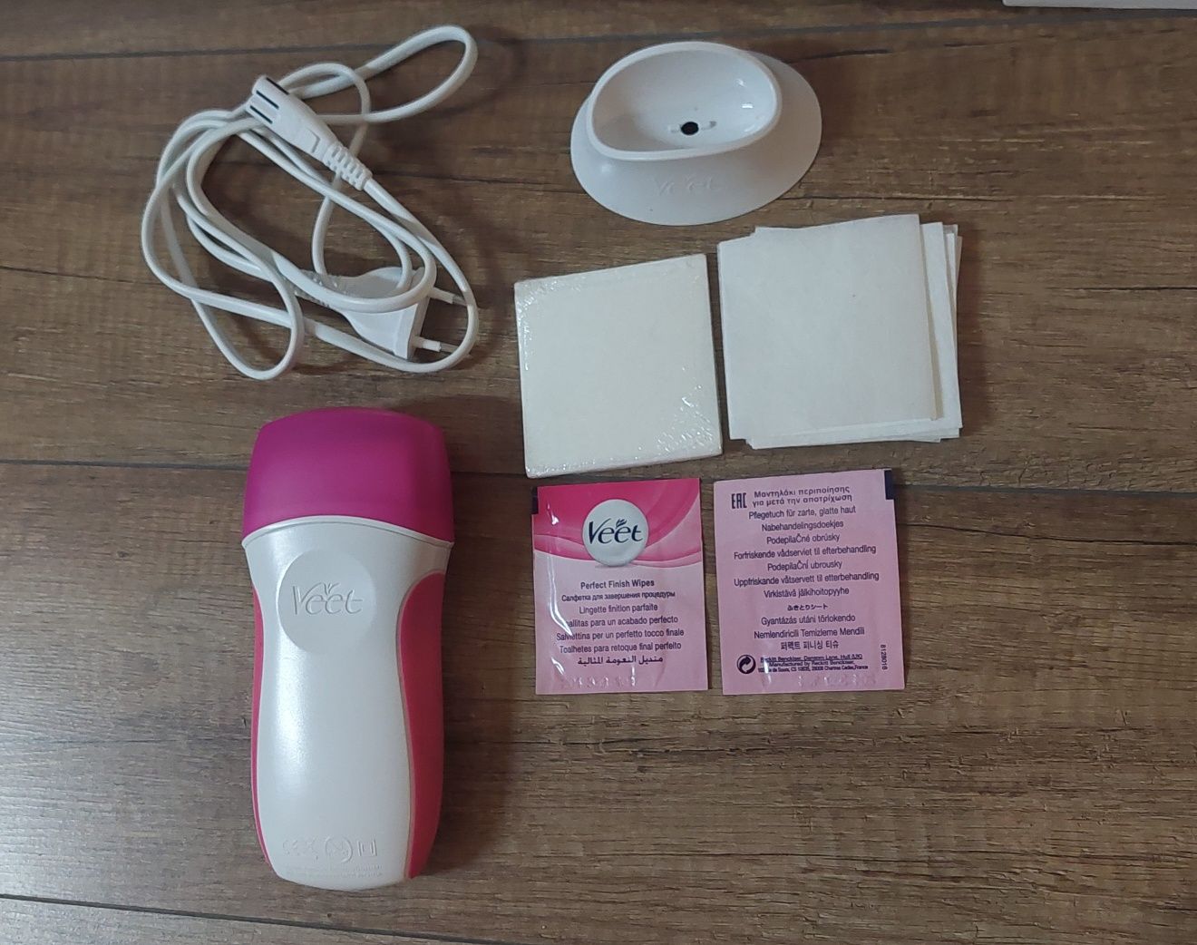 Zestaw do depilacji Veet Easy Wax Electrical Roll On Kit

- wykorzysta