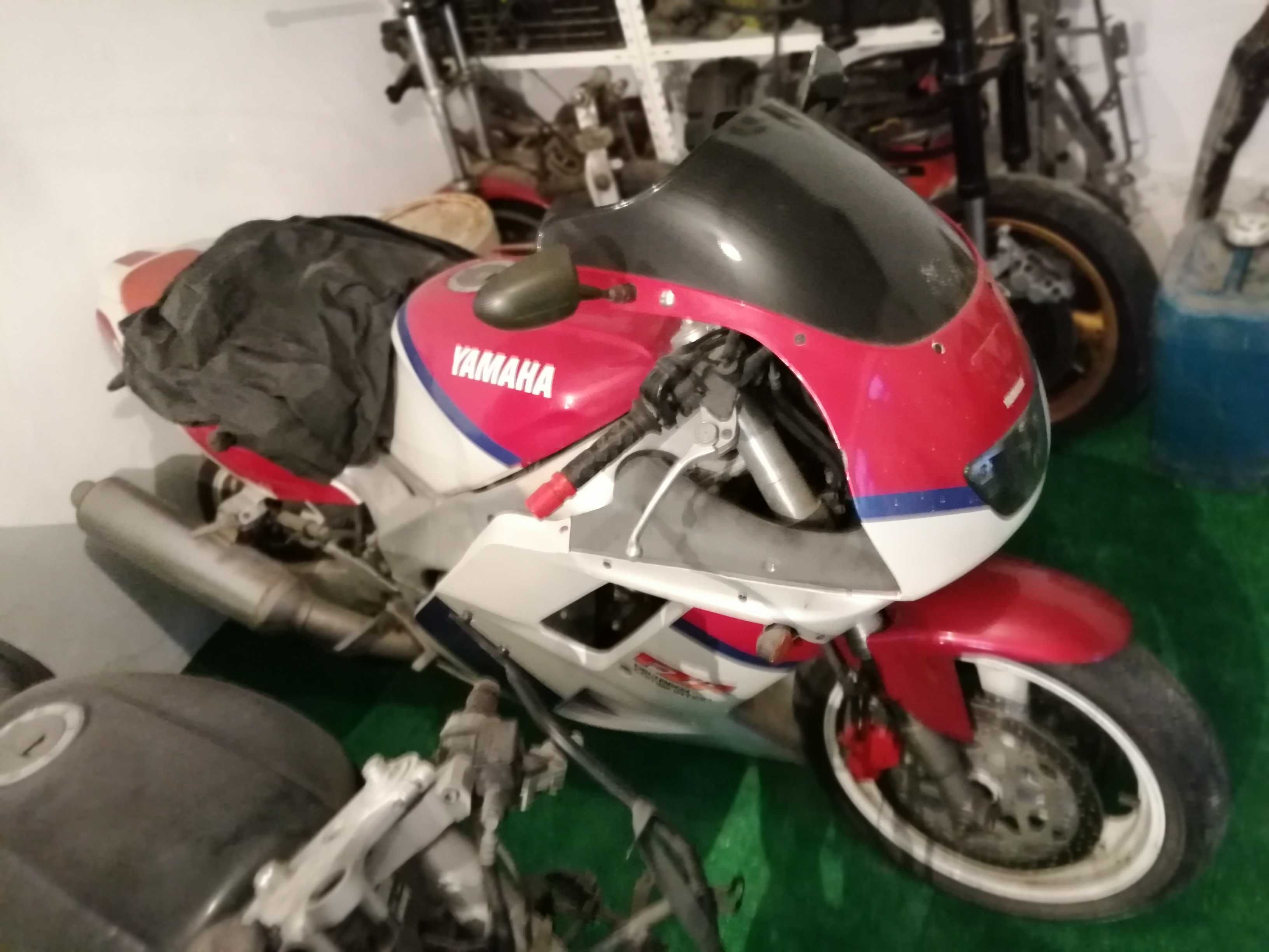 Peças Yamaha FZR 1000