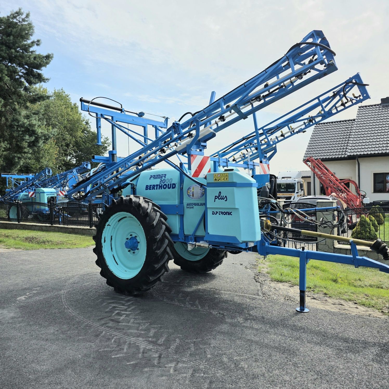 Opryskiwacz Berthoud Primer 2000l 18m Arag stan idealny