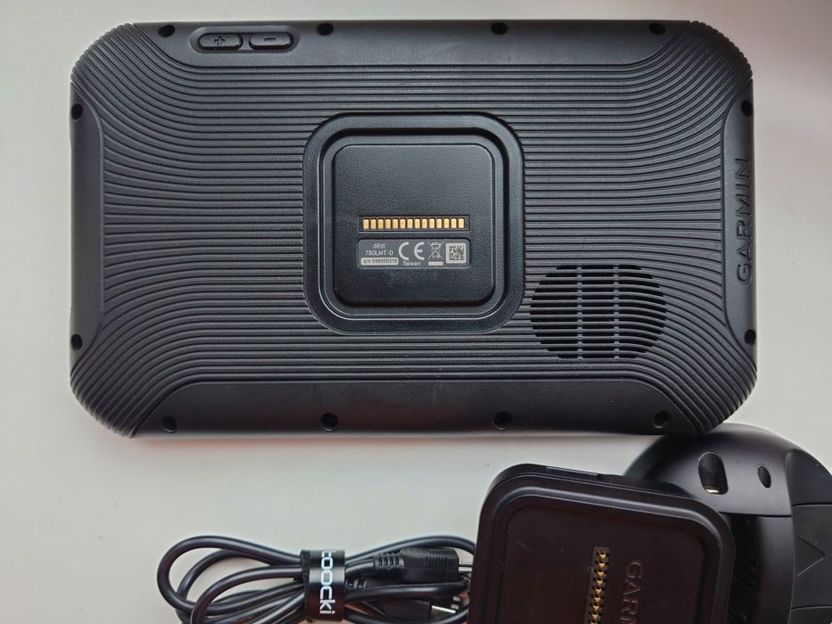 Преміум автонавігатор Garmin DEZL 780 LMT-D стан нового