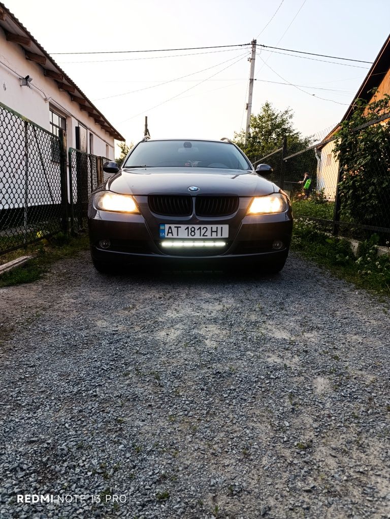 Продам бмв е91  дорест