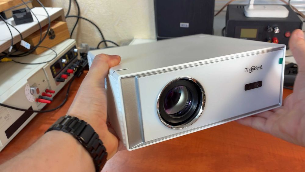 Проектор ThundeaL TD95W Android Full HD 1080P