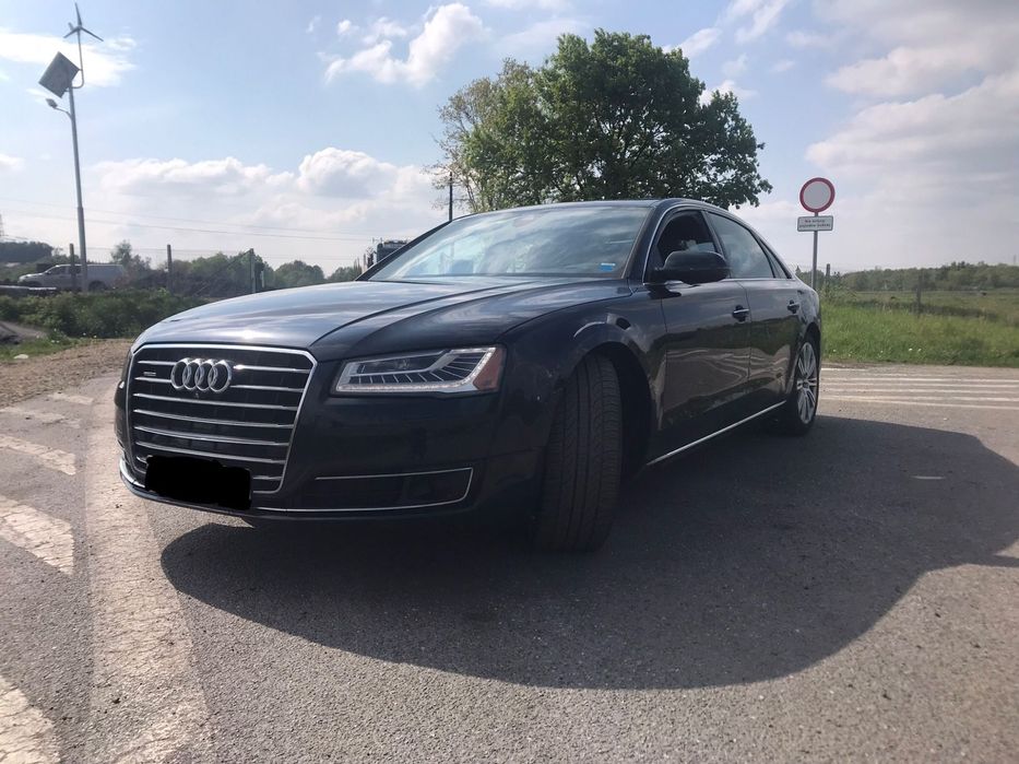 Audi A8 Audi a 8 long audi a8