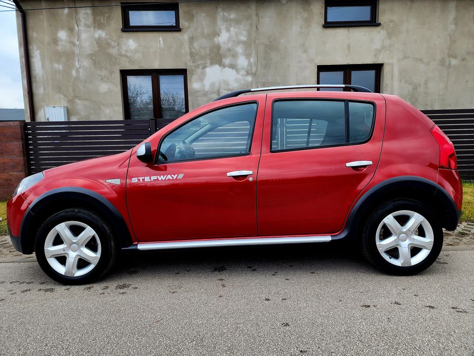 Śliczna bezwypadkowa Dacia sandero stepway 1,6Mpi