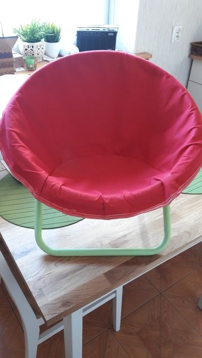 Nowy dziecięcy fotelik