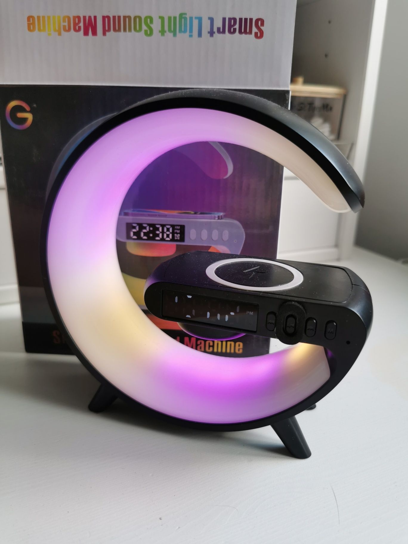 Zegarek, budzik, głośnik, lampka, ładowarka bluetooth