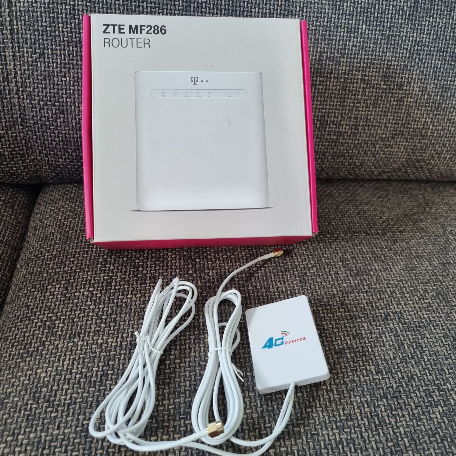 Router ZTE MF286 z antena zewnętrzna LTE cat 6 300 Mbps jak nowy sim