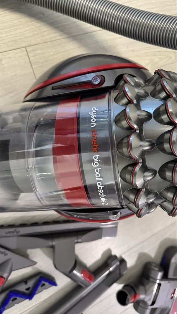 Dyson Cinetic Big Ball Absolute 2