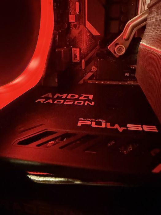 Setup Completo Gaming 2025 - RX 9060 + Monitor 180Hz