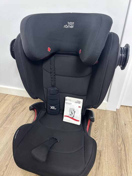 Аквтокрісло Britax-Romer Kidfix lll S Cosmos Black