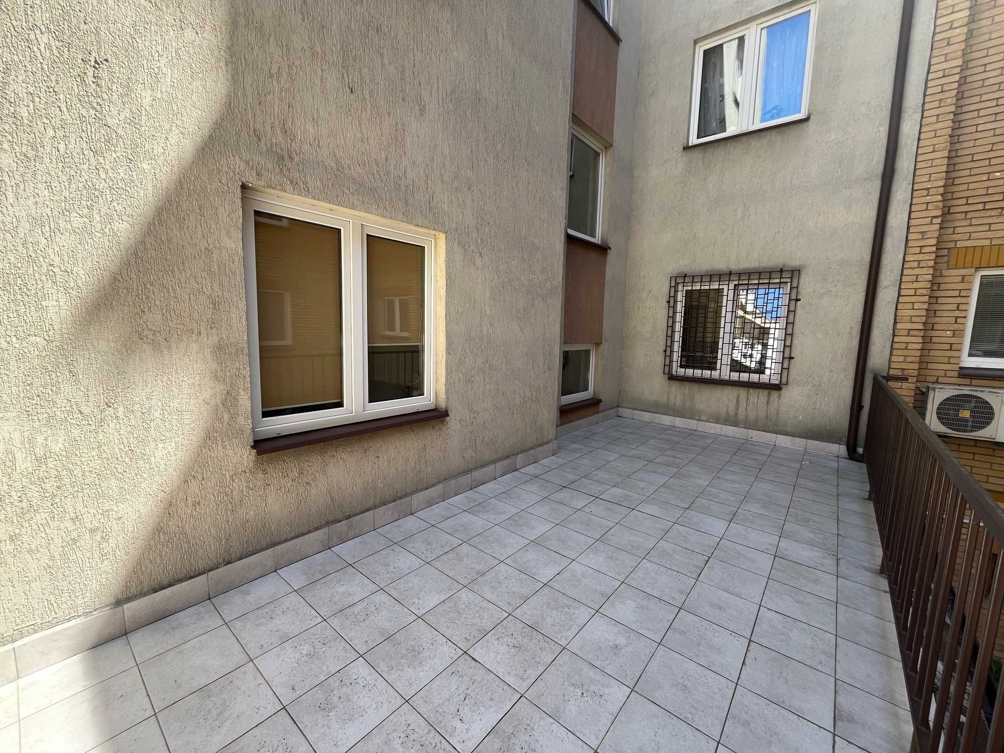 Sprzedam lokal użytkowy, parter z witryną,  101 m2 Warszawska