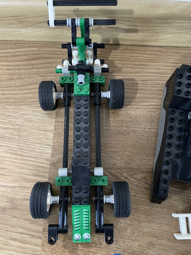 Lego techniks i chyba stare junior tak mi sie wydaje