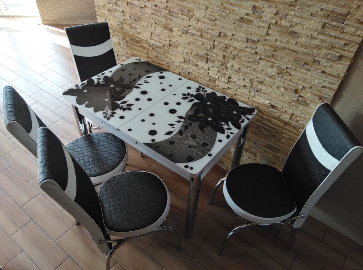 Розкладний кухонний скляний обідній стіл з 4 стільцями Обеденный стол