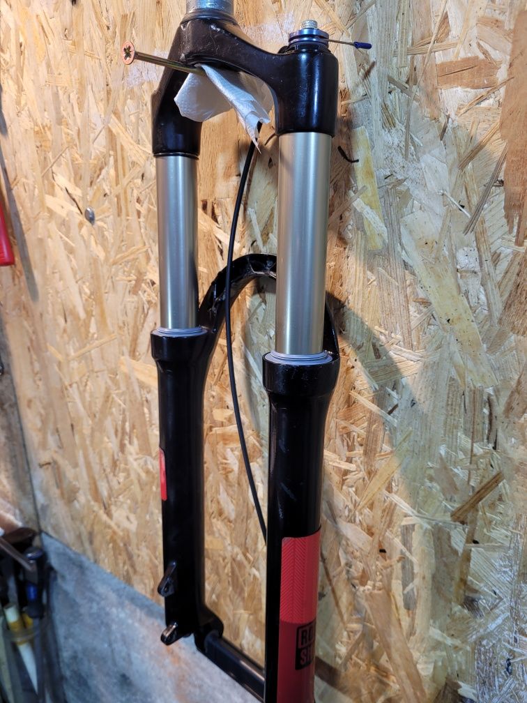Rock Shox Reba 26' 130mm qr9mm rura 1 1/8 18,3cm tarcza po serwisie!