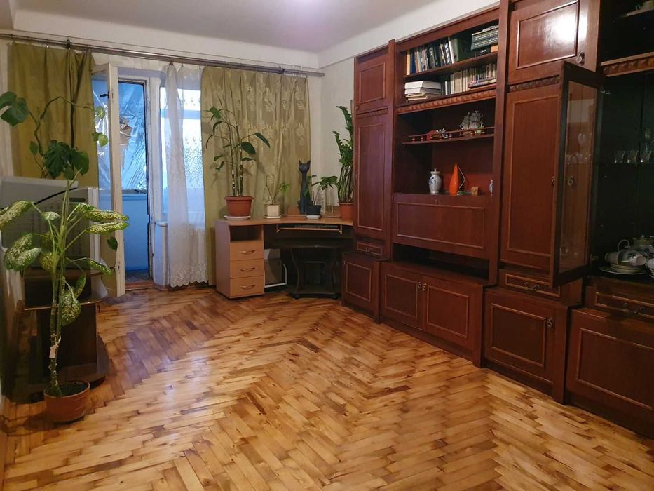 Продам 2-комнатную квартиру в Космическом районе на 6 этаже 18000 $