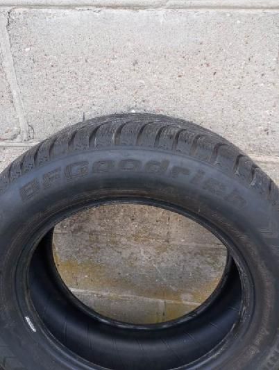 Sprzedam 4  opony BF Goodrich 215/60 r16