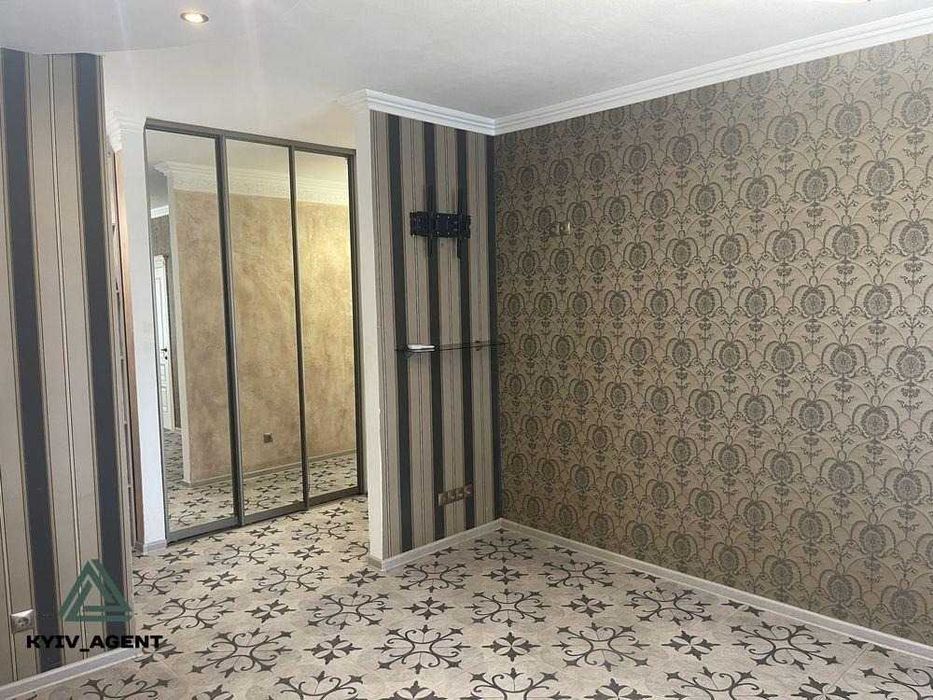 Видова 3-кімнатна (Студія + 2 окремі спальні) по вул. Урлівська, 23В