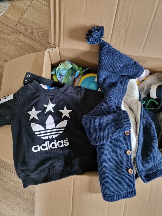 Zabawki, ubranka dla dziecka