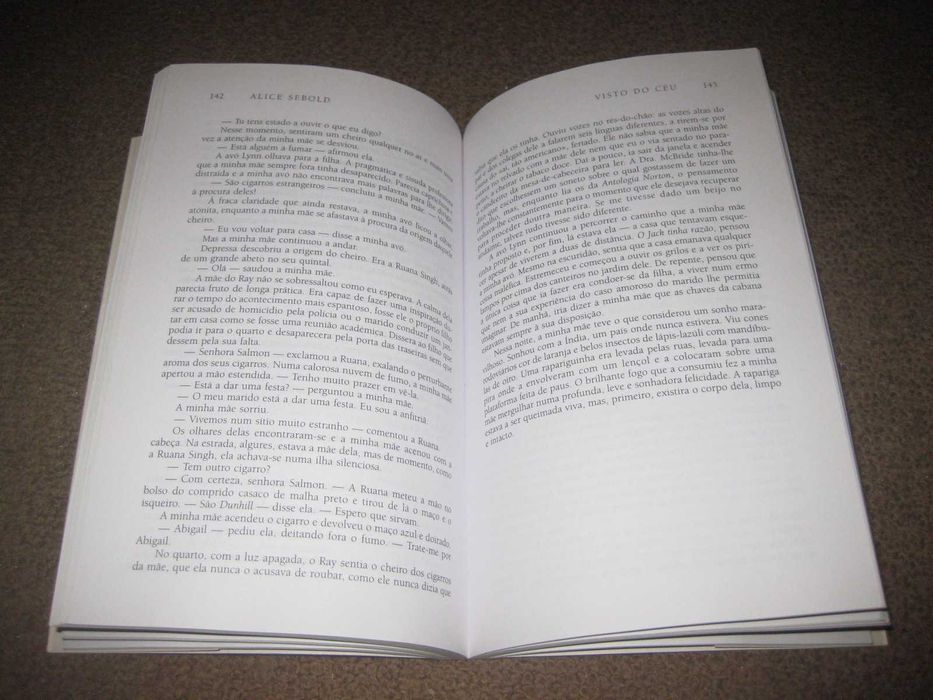 Livro “Visto do Céu" de Alice Sebold