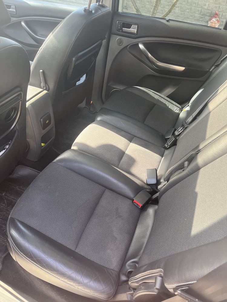 Ford C-MAX Titanum najbogatsza wersja