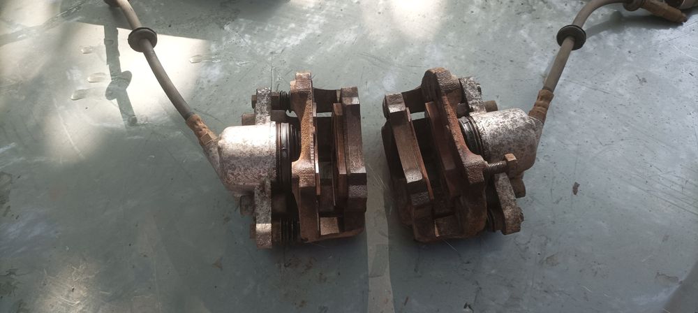 Супорта передние р 13 ваз 2110-2111-2112- калина