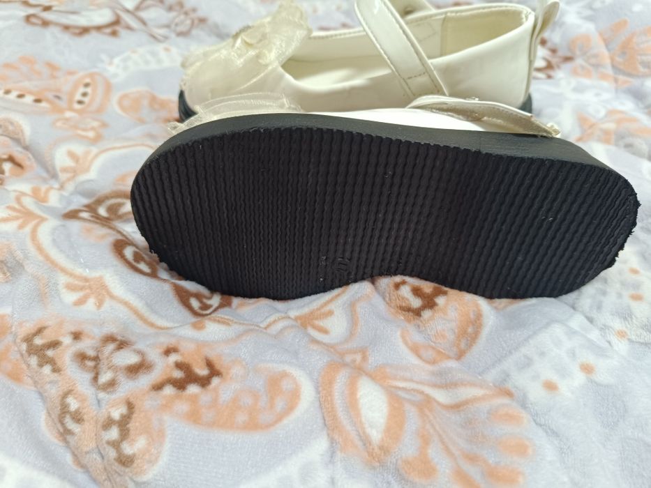 Продам   туфлі .