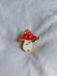 Przypinka pin wpinka pins złota broszka alternative gothic muchomor