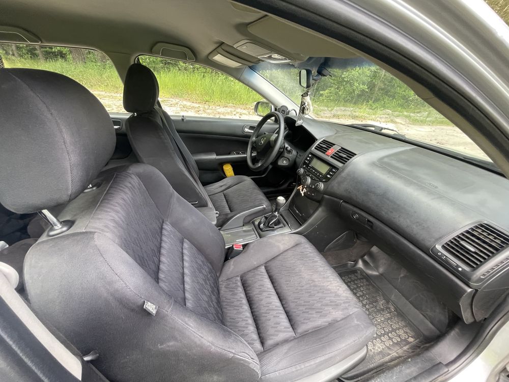 Продам HONDA ACCORD 7 Универсал 2л механика 2005г пробег 340т.км.серый