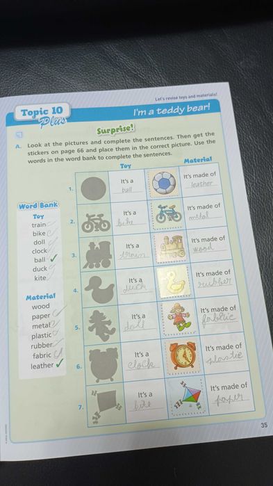 Livro de fichas de Inglês- 3 ano