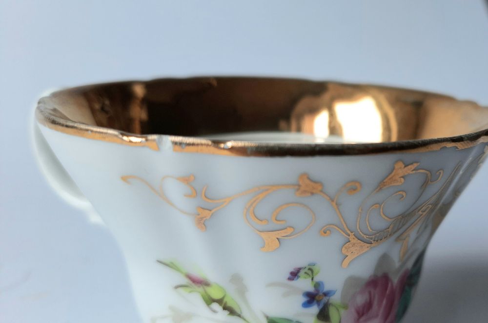 Samotna porcelanowa filiżanka  - C.T. - Stary Śląsk- XIX w. - antyk