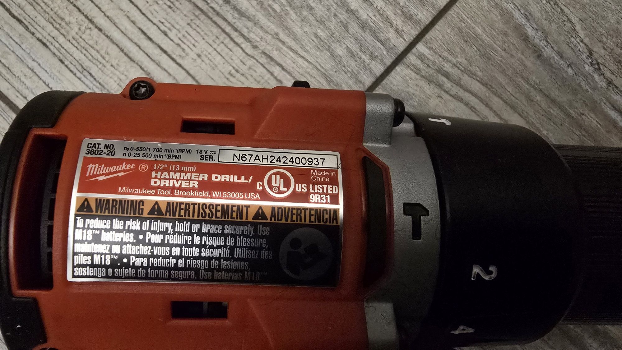 Wiertarko wkrętarka udarowa i zakrętarka Milwaukee M18 baterie 2 szt
