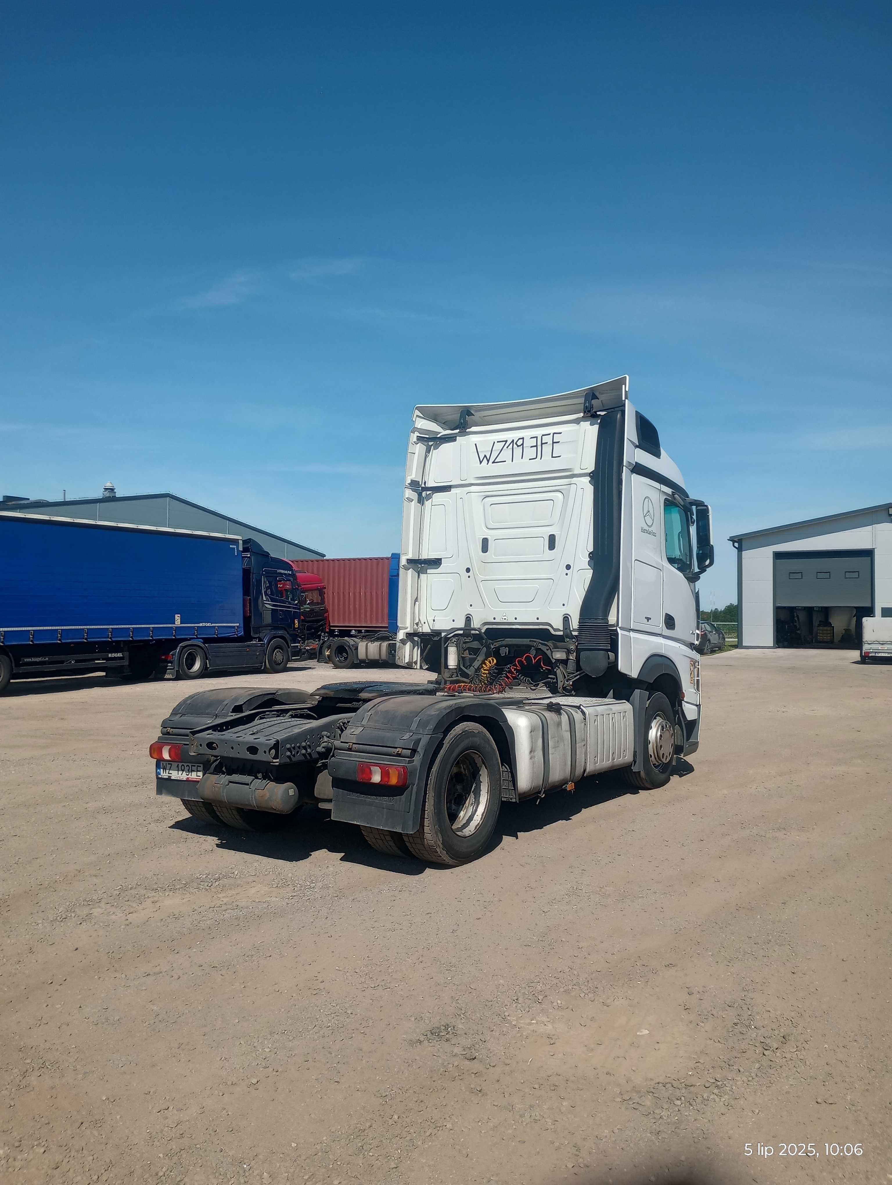 Mercedes Actros Mp4 1845